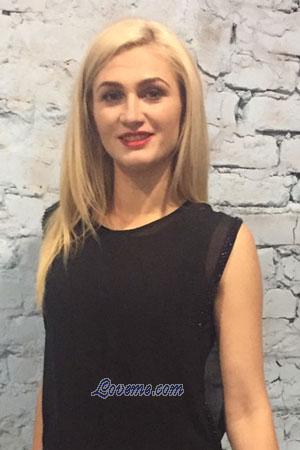 183388 - Oksana Age: 36 - Ukraine