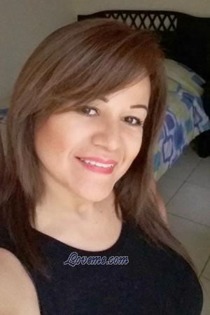 183622 - Laura Age: 58 - Costa Rica