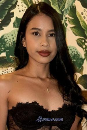 211139 - Daniela Age: 24 - Colombia