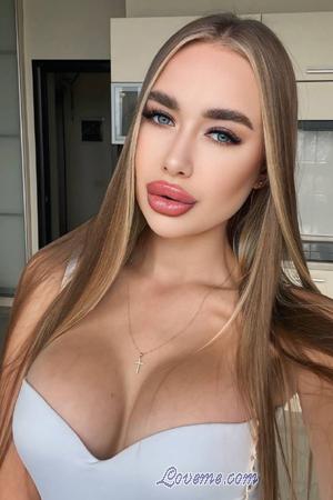 224422 - Valeriia Age: 22 - Ukraine